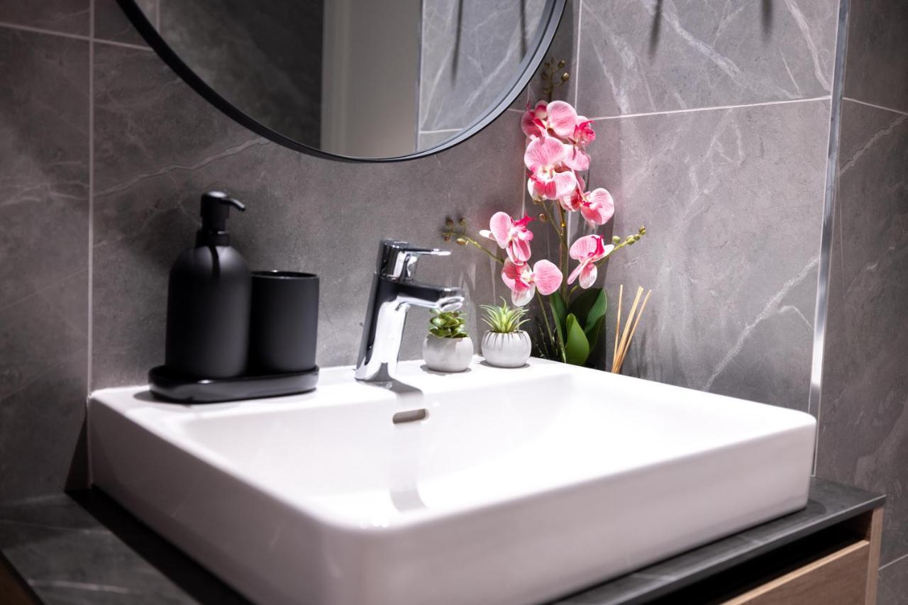 Apartament Belgrade Waterfront Cozy Symphony 1 Sajmiste Zewnętrze zdjęcie